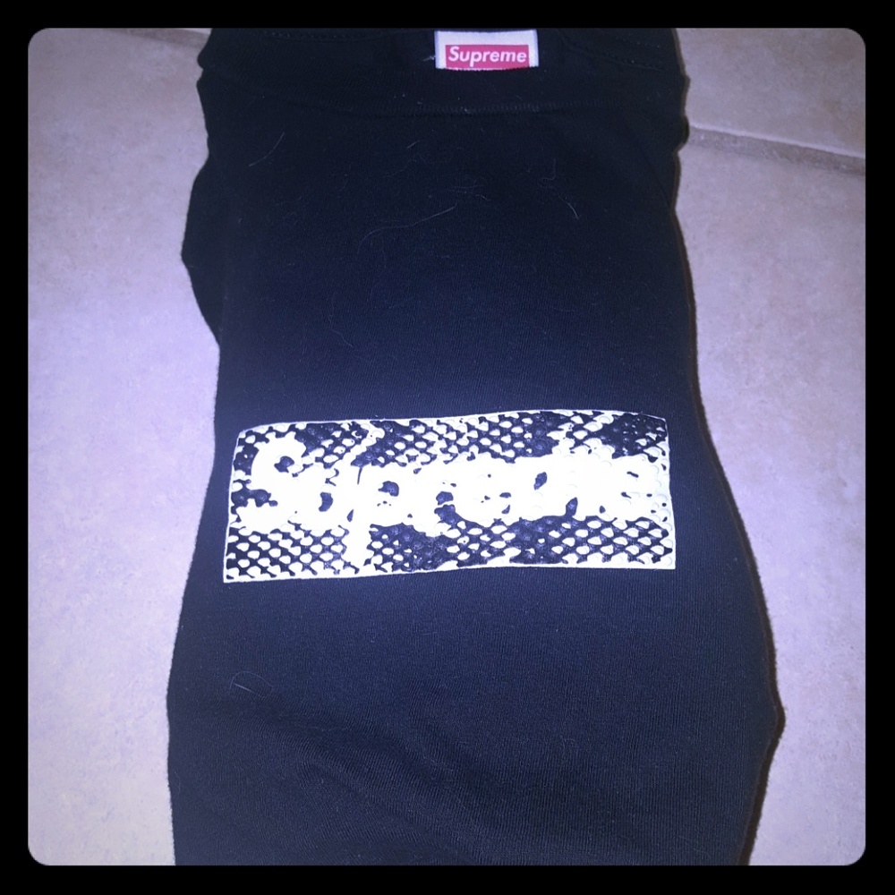 Supreme Snake Box Logo tee